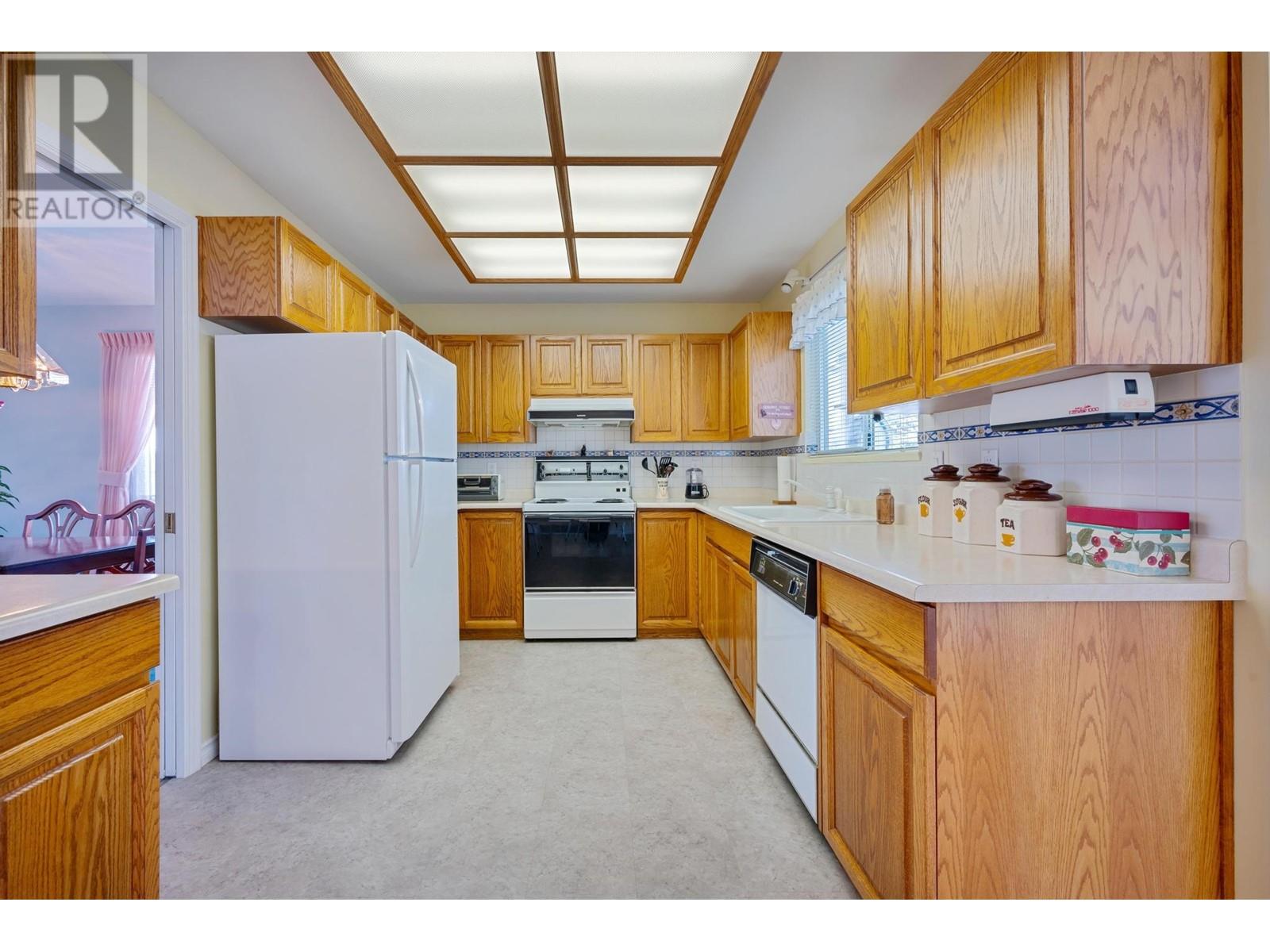 12228 Cypress Court, Pitt Meadows, British Columbia  V3T 2C9 - Photo 15 - R2869693