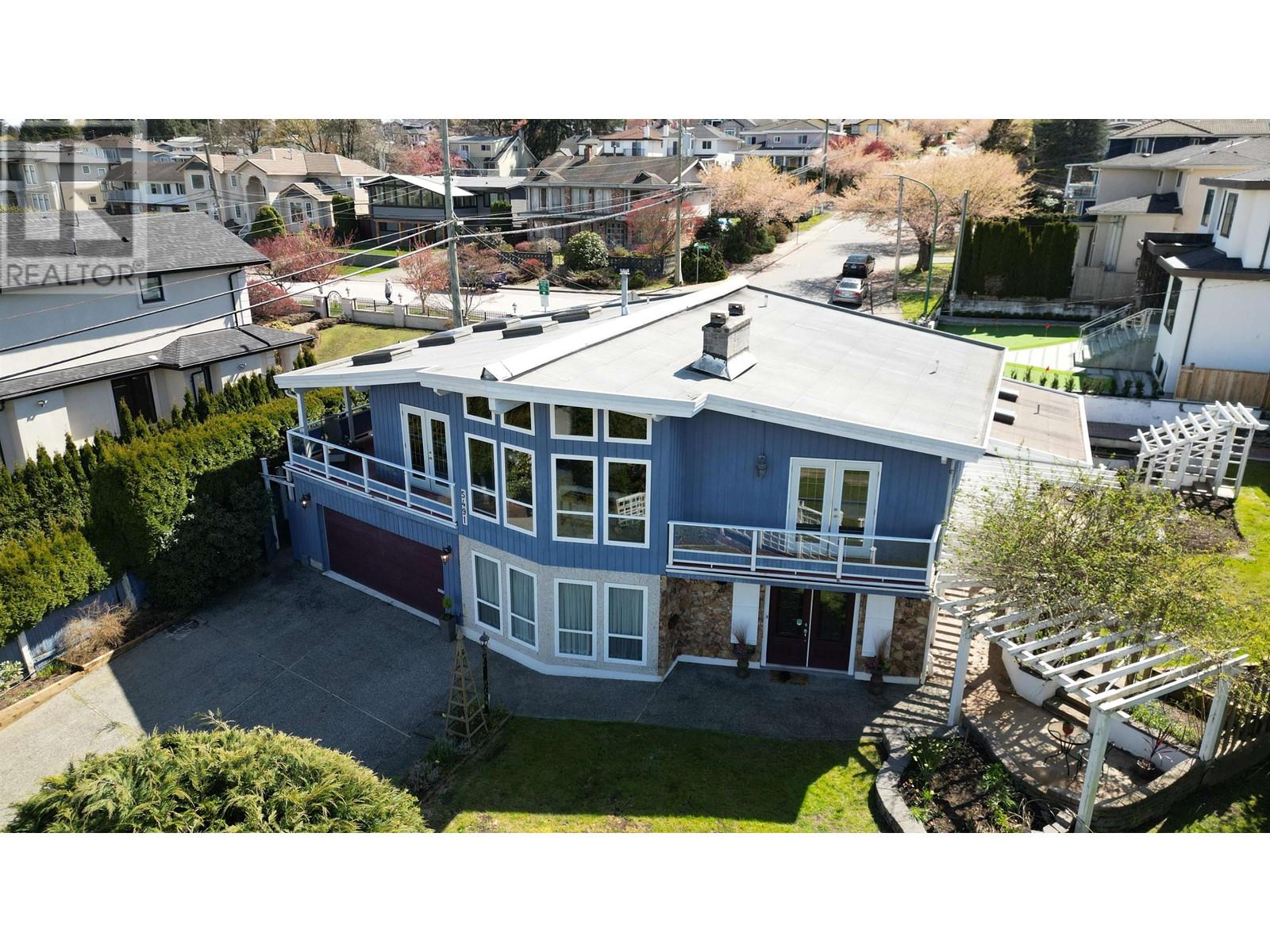 5491 Sussex Avenue, Burnaby, British Columbia  V5H 3B3 - Photo 1 - R2869790