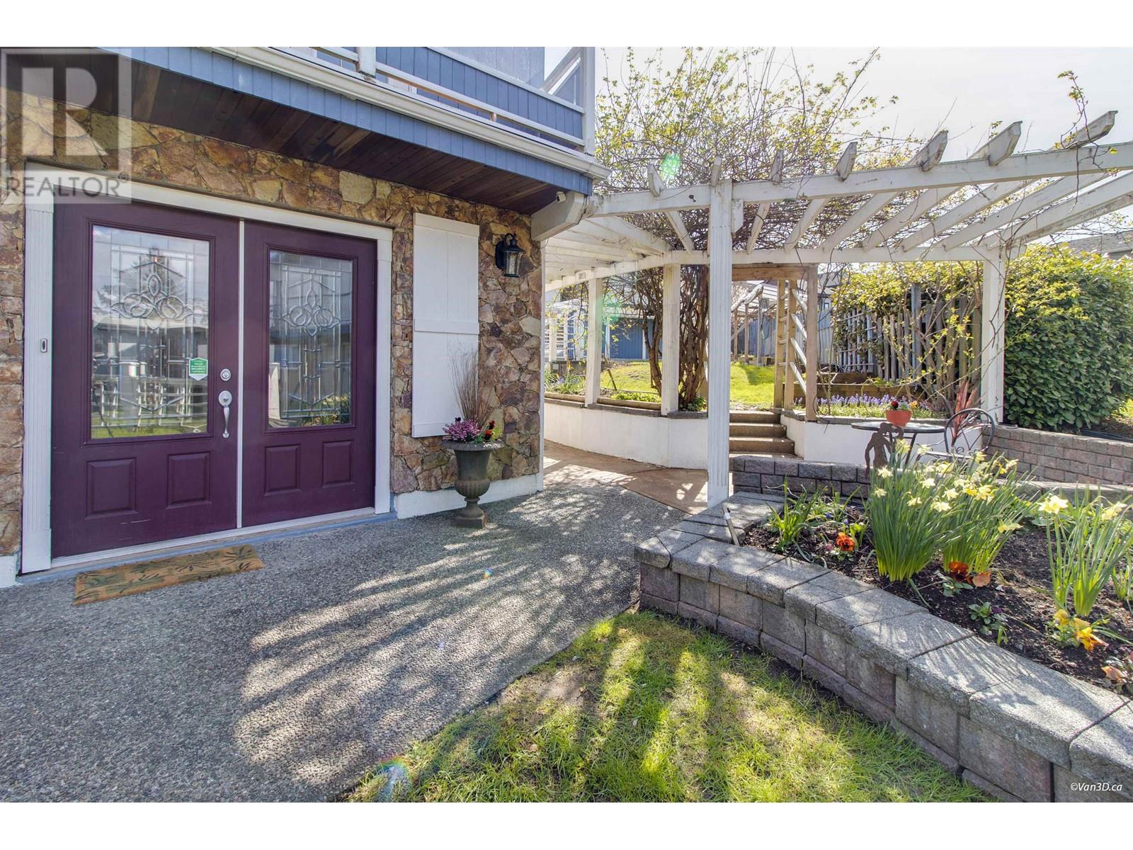 5491 Sussex Avenue, Burnaby, British Columbia  V5H 3B3 - Photo 3 - R2869790