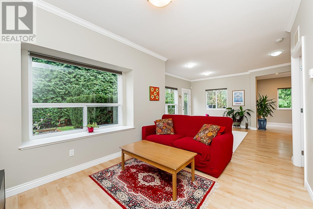 6990 Lochdale Street, Burnaby, British Columbia  V5B 2N2 - Photo 16 - R2869630