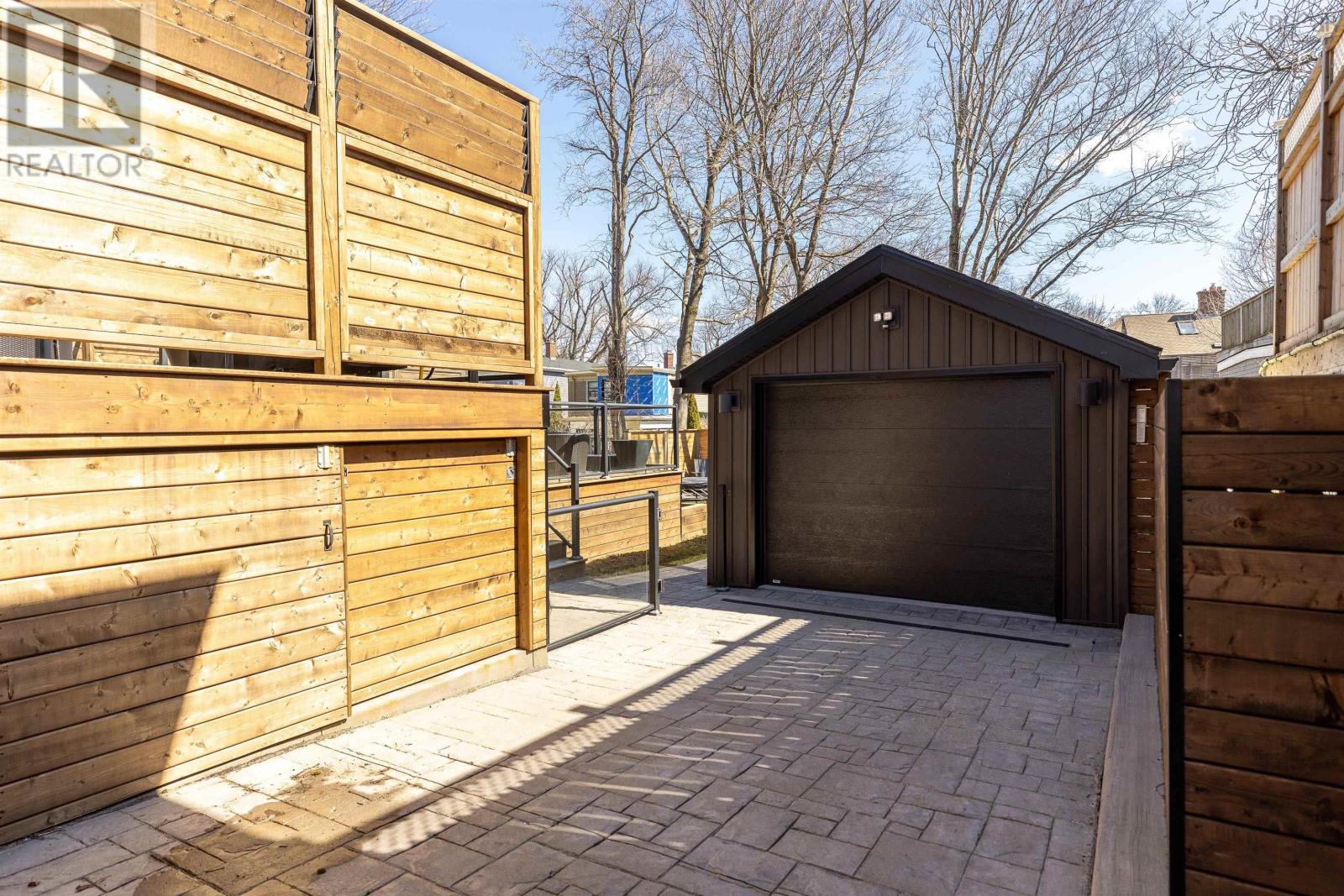 1629 Vernon Street, Halifax, Nova Scotia  B3H 3M9 - Photo 40 - 202406809