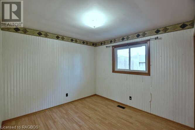 494 6th Street, Hanover, Ontario  N4N 1E5 - Photo 27 - 40570244