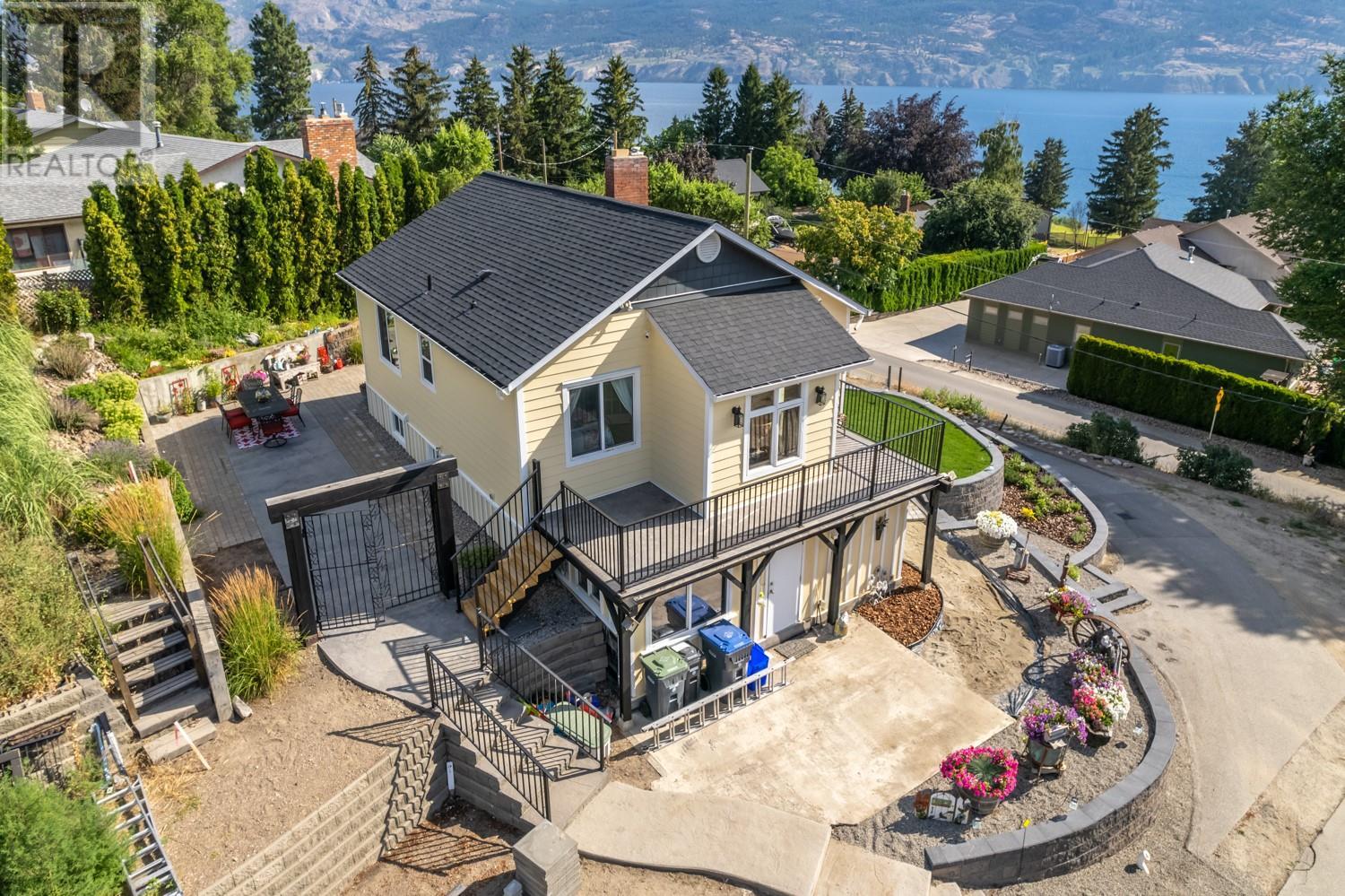 5485 Solly Road Summerland