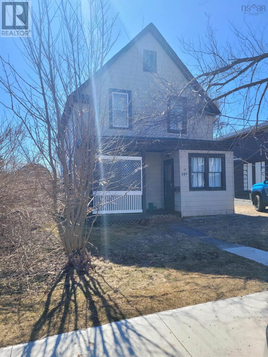 149 Cottage Street, Glace Bay, Nova Scotia  B1A 3T7 - Photo 2 - 202406915