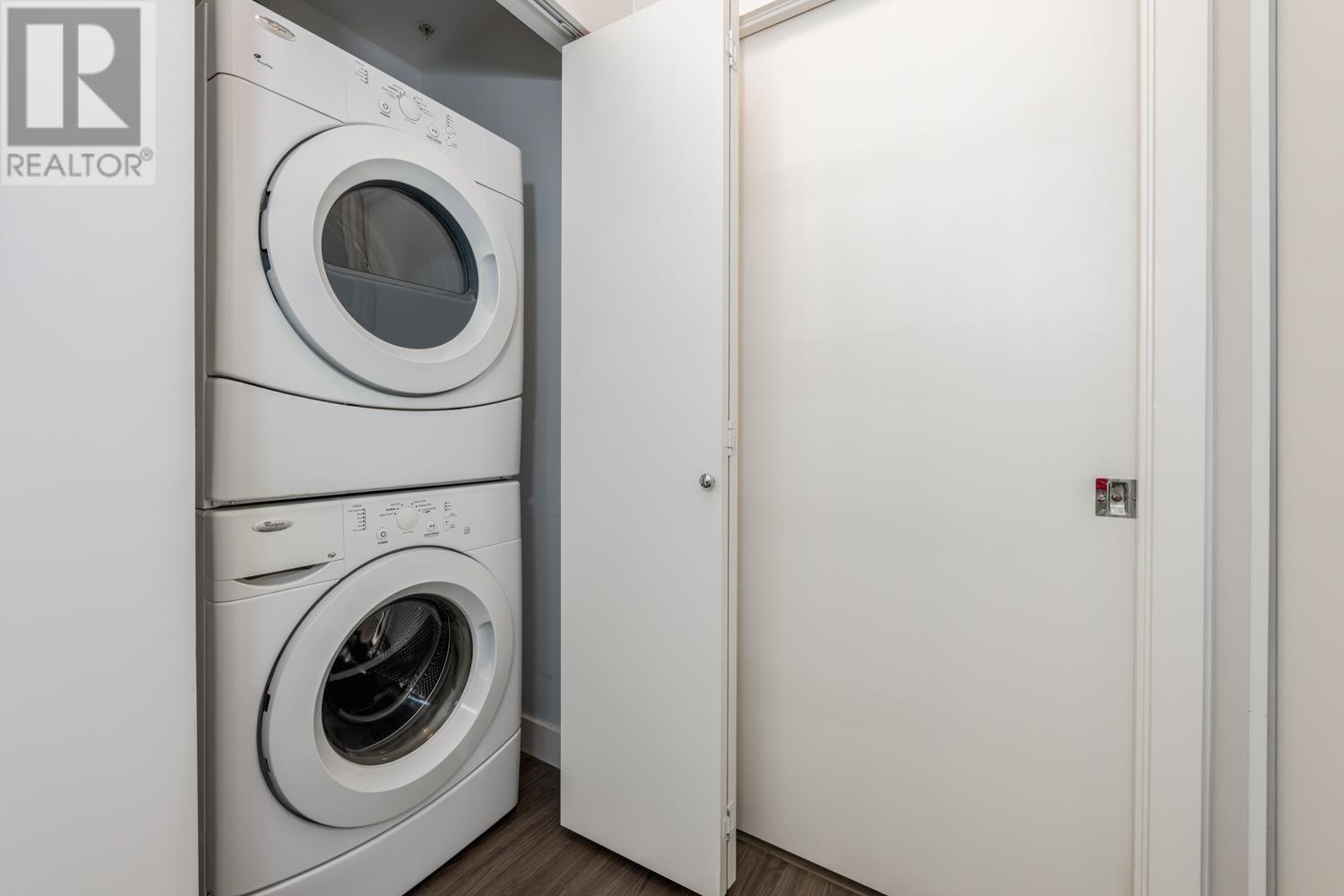 407 1201 W 16th Street, Vancouver, British Columbia  V7P 1R5 - Photo 13 - R2869853