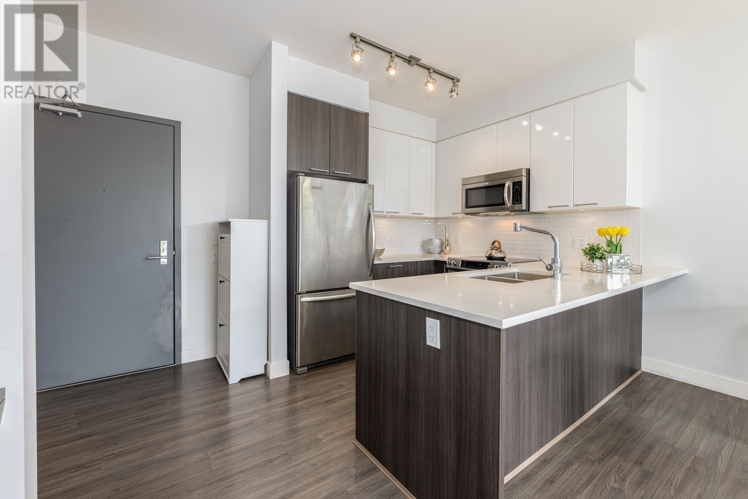 407 1201 W 16th Street, Vancouver, British Columbia  V7P 1R5 - Photo 5 - R2869853