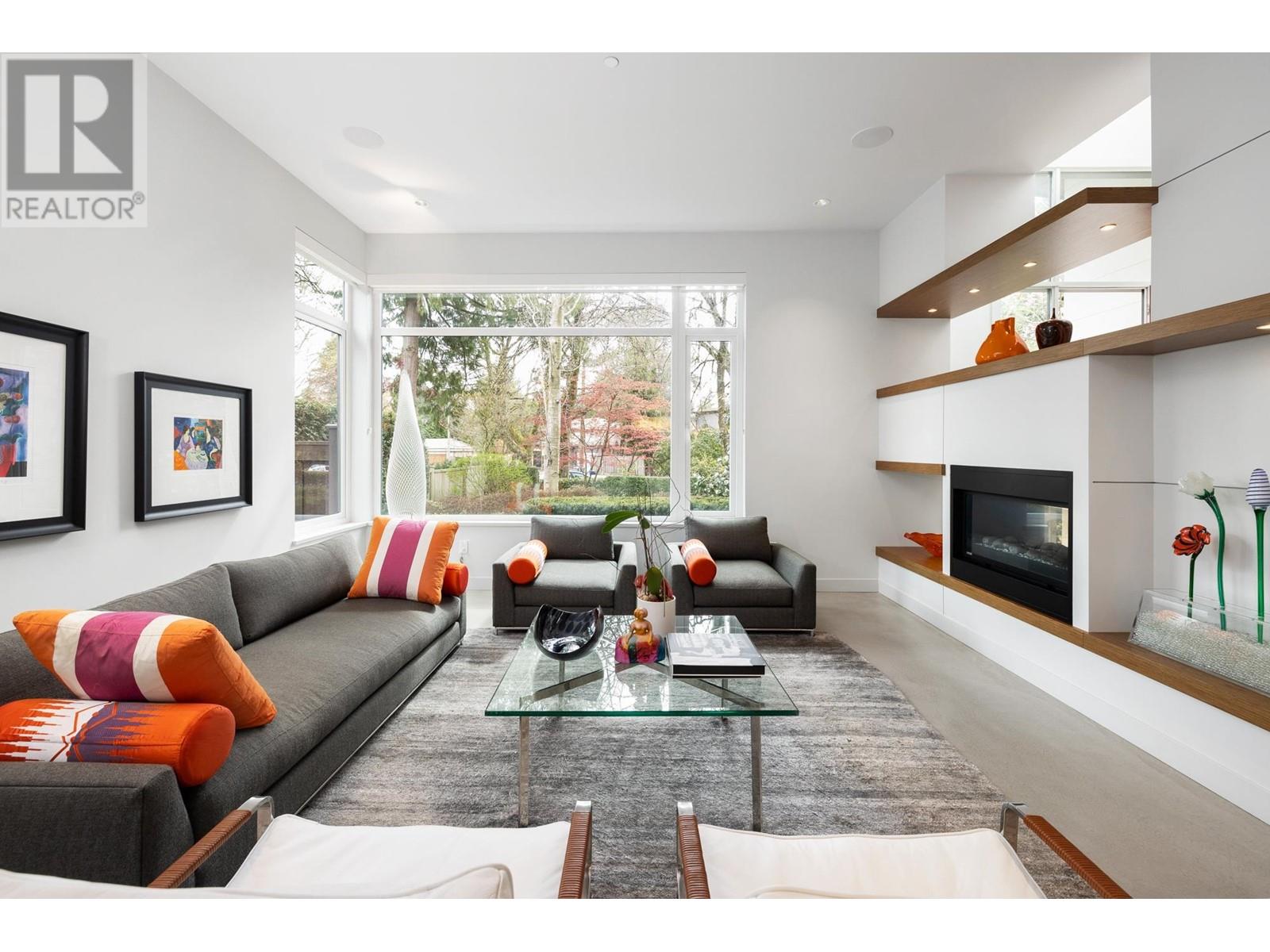 2163 W 59th Avenue, Vancouver, British Columbia  V6P 1Z6 - Photo 3 - R2869874
