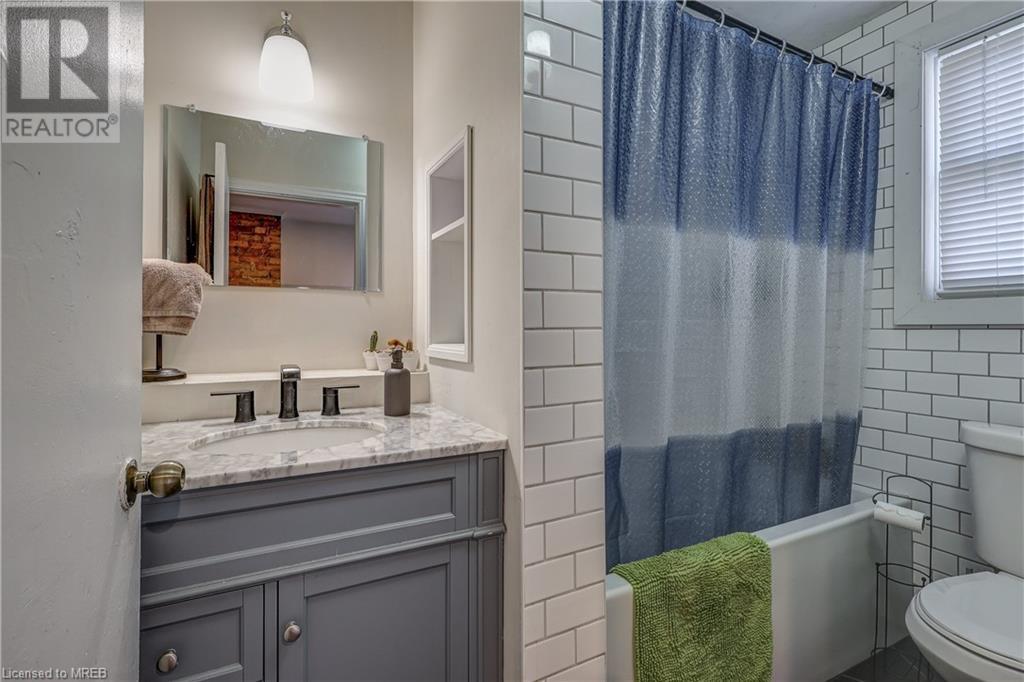 353 Central Avenue, London, Ontario  N6B 2E3 - Photo 12 - 40570638