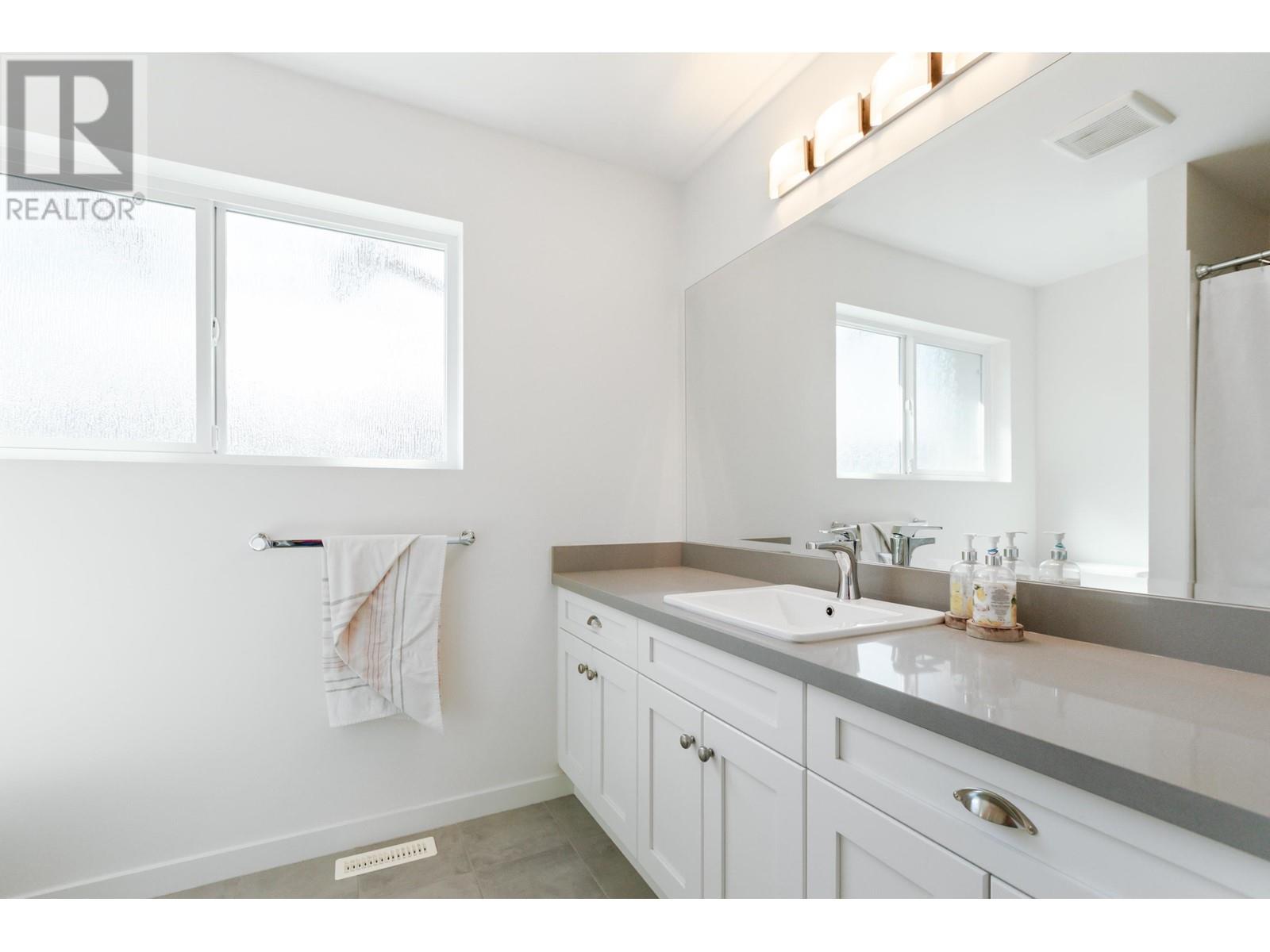 24005 127b Avenue, Maple Ridge, British Columbia  V4R 0G7 - Photo 28 - R2869900