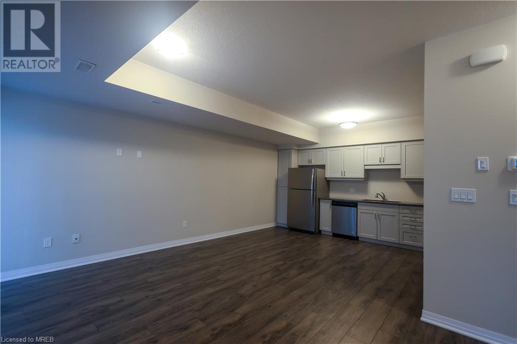 112 Seabrook Dr, Kitchener, Ontario  N2R 0R7 - Photo 13 - 40570662