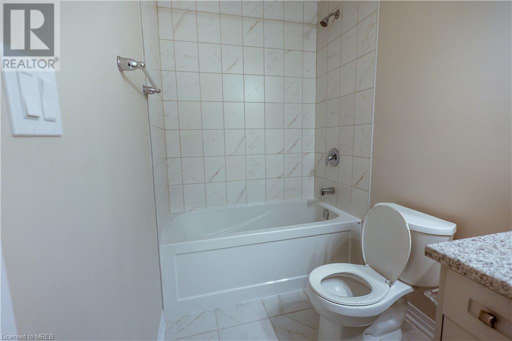 112 Seabrook Dr, Kitchener, Ontario  N2R 0R7 - Photo 28 - 40570662