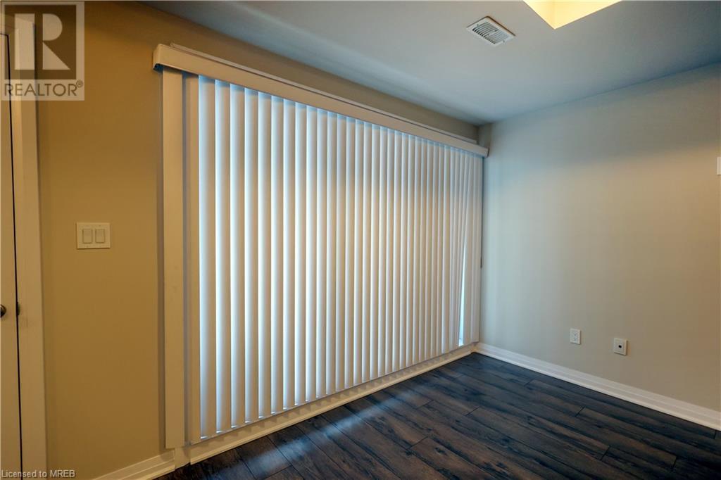 112 Seabrook Dr, Kitchener, Ontario  N2R 0R7 - Photo 8 - 40570662