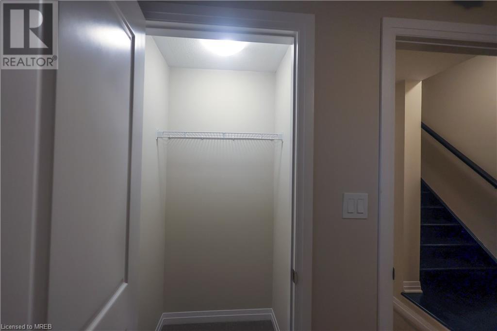 122 Seabrook Dr, Kitchener, Ontario  N2R 0R7 - Photo 22 - 40570666