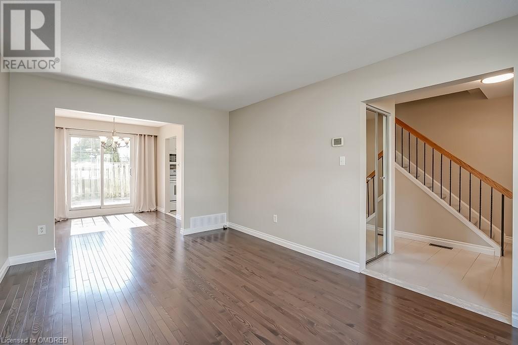 5475 Lakeshore Road W Unit# 94, Burlington, Ontario  L7L 1E1 - Photo 10 - 40570191