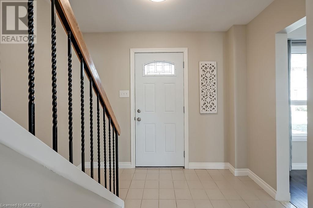 5475 Lakeshore Road W Unit# 94, Burlington, Ontario  L7L 1E1 - Photo 5 - 40570191