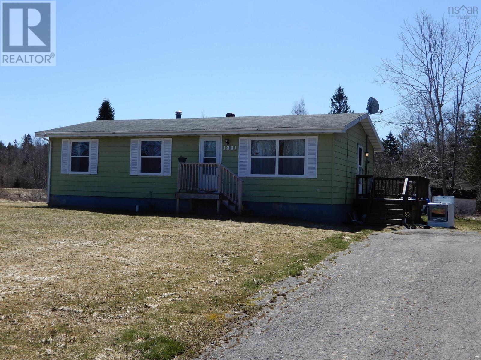 1981 Truro Road, Westville, Nova Scotia  B0K 2A0 - Photo 2 - 202406925