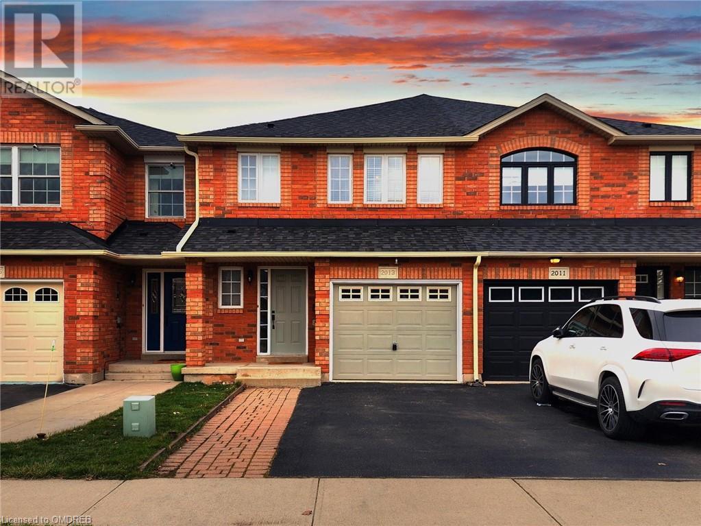 2013 ERIKA Court, oakville, Ontario