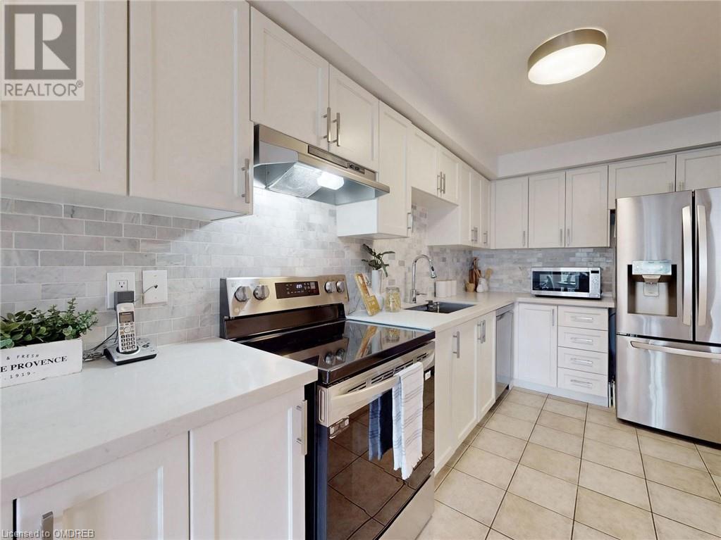 2013 Erika Court, Oakville, Ontario  L6M 4R4 - Photo 13 - 40570590