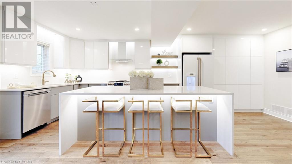 2305 PINE GLEN Road, oakville, Ontario