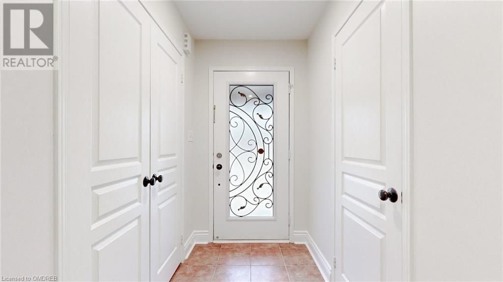 2305 Pine Glen Road, Oakville, Ontario  L6M 5J2 - Photo 3 - 40570652