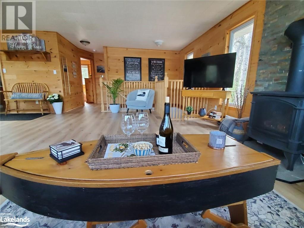 289 West Fox Lake Road, Huntsville, Ontario  P1H 2J2 - Photo 3 - 40569735