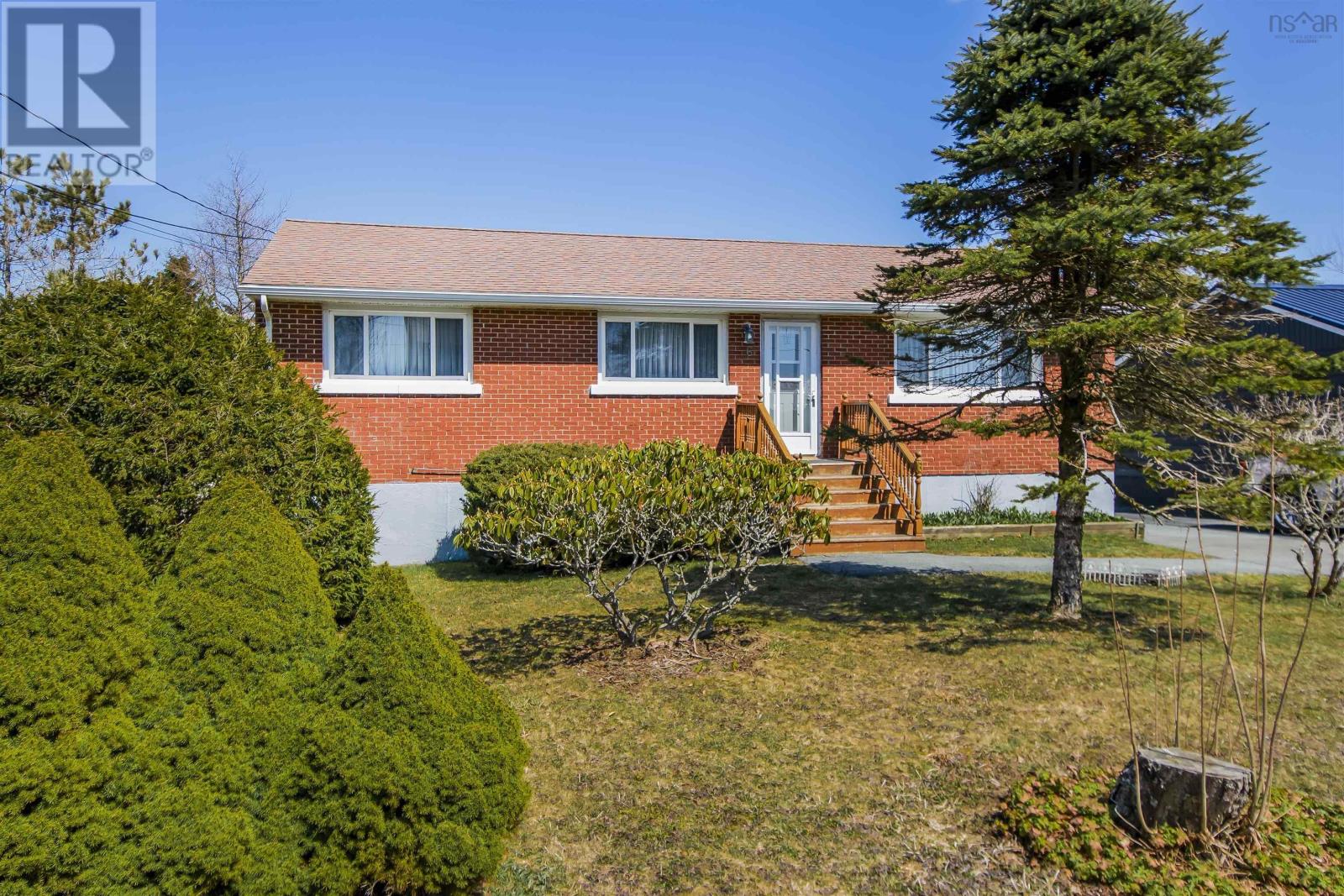 6 Kenwood Avenue, Leiblin Park, Nova Scotia  B3R 2B8 - Photo 1 - 202406922