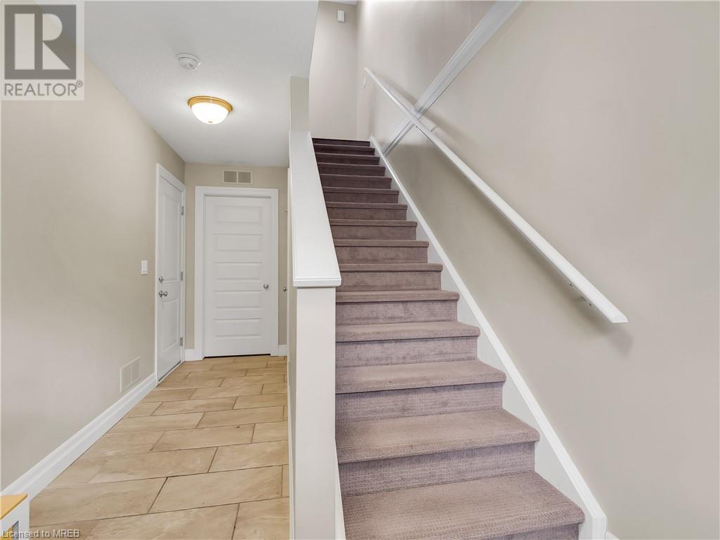 1850 Beaverbrook Avenue Avenue Unit# 66, London, Ontario  N6H 5X8 - Photo 6 - 40570533