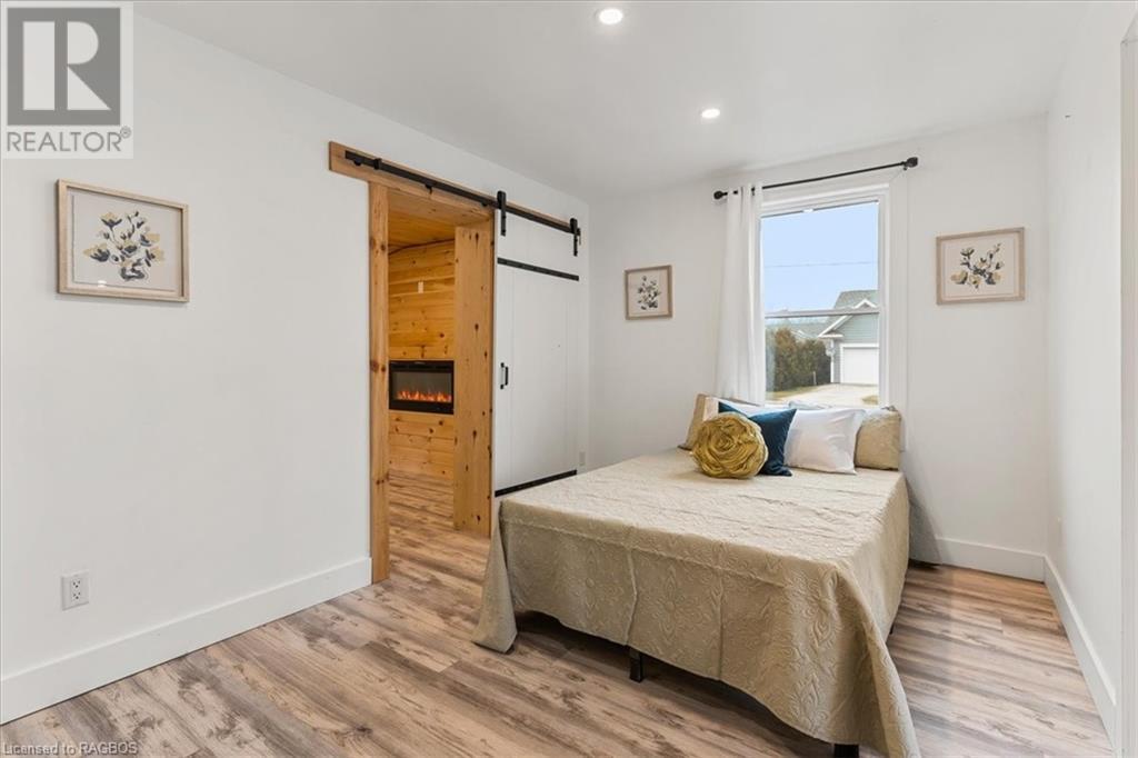 183 William Street, Wiarton, Ontario  N0H 2T0 - Photo 14 - 40568565