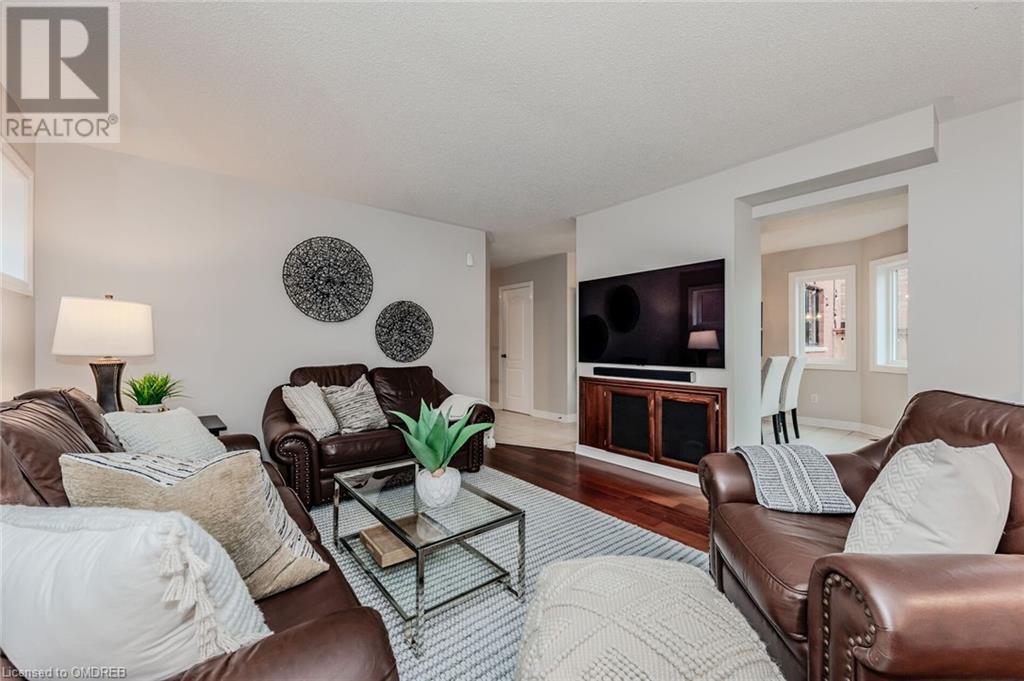 461 Doverwood Drive, Oakville, Ontario  L6H 6N6 - Photo 17 - 40565692