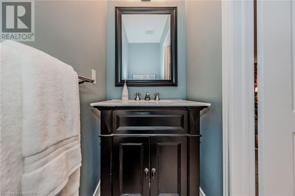 461 Doverwood Drive, Oakville, Ontario  L6H 6N6 - Photo 20 - 40565692