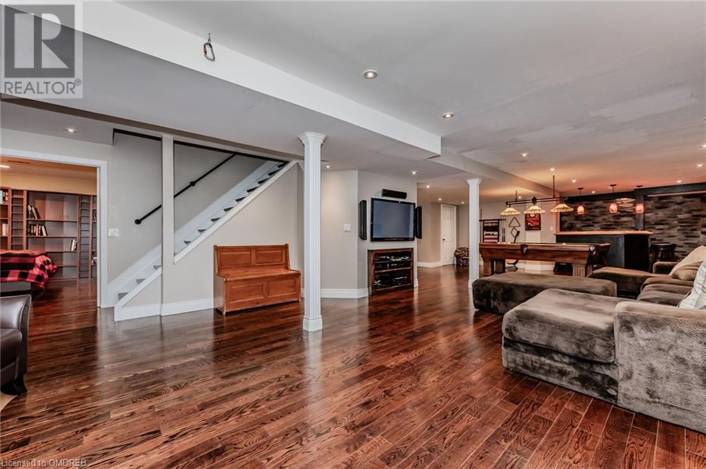 461 Doverwood Drive, Oakville, Ontario  L6H 6N6 - Photo 33 - 40565692