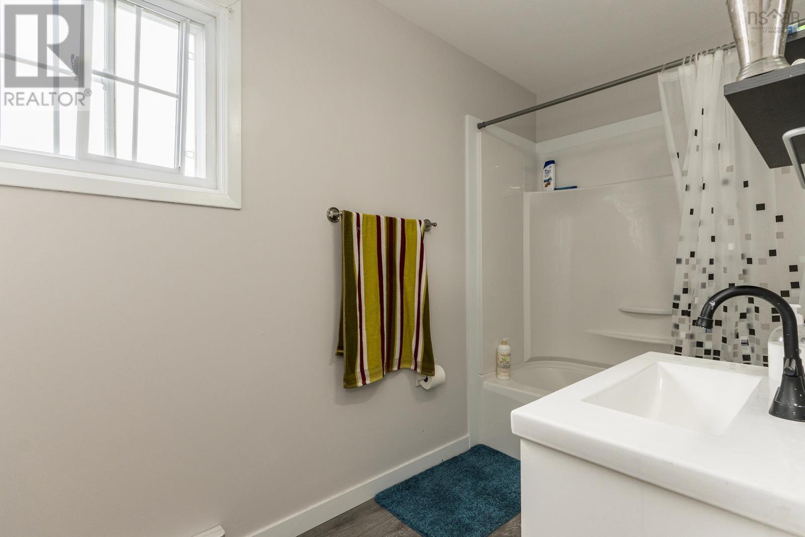 11 Louise Court, Lower Sackville, Nova Scotia  B4C 3T3 - Photo 31 - 202406946