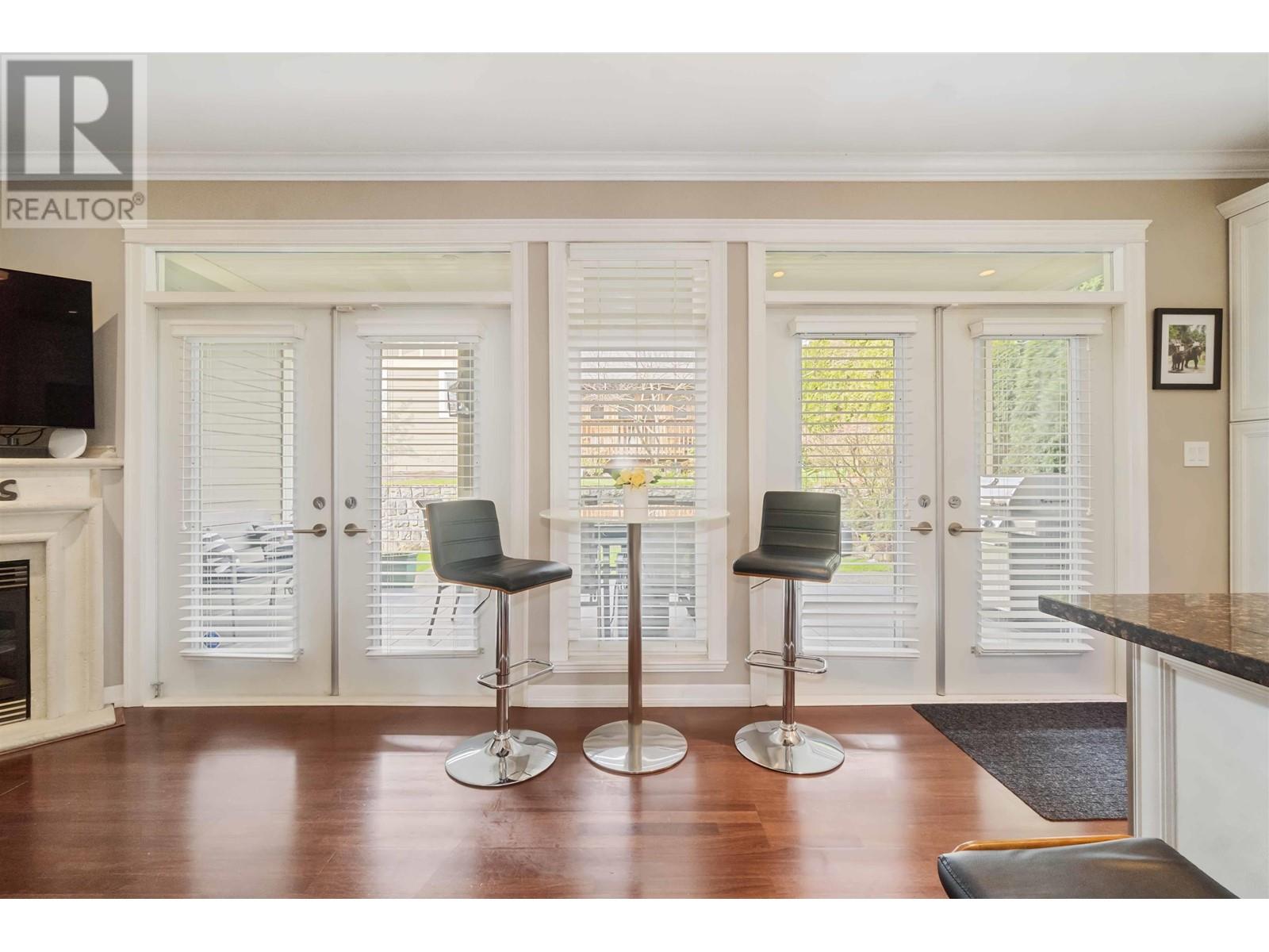 558 E 6th Street, North Vancouver, British Columbia  V7L 1R1 - Photo 14 - R2869928