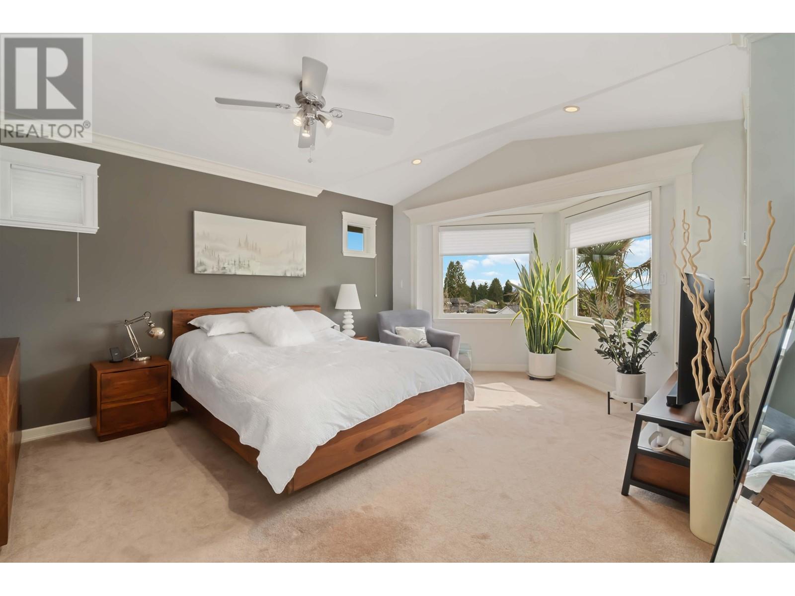 558 E 6th Street, North Vancouver, British Columbia  V7L 1R1 - Photo 18 - R2869928