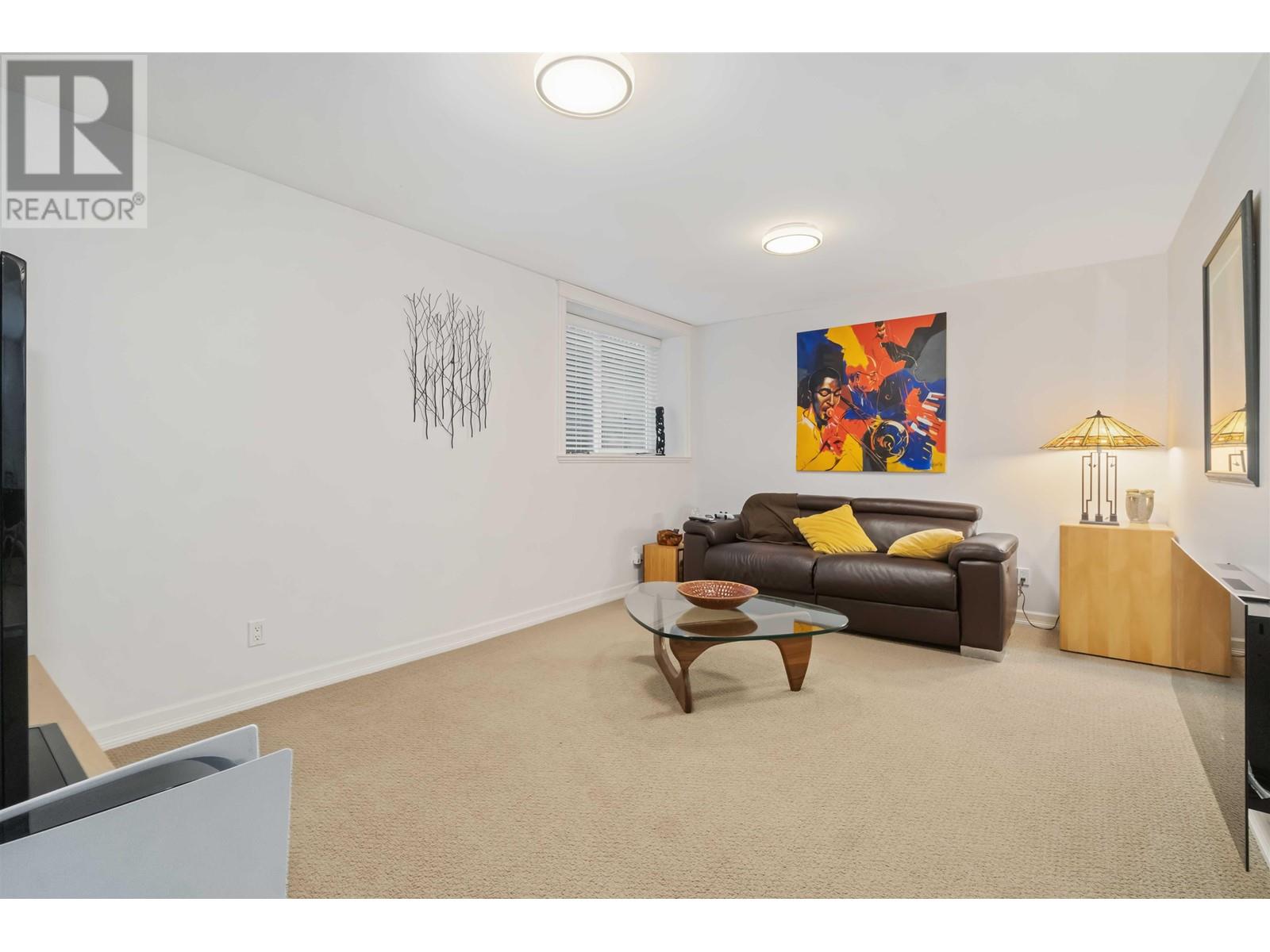 558 E 6th Street, North Vancouver, British Columbia  V7L 1R1 - Photo 28 - R2869928