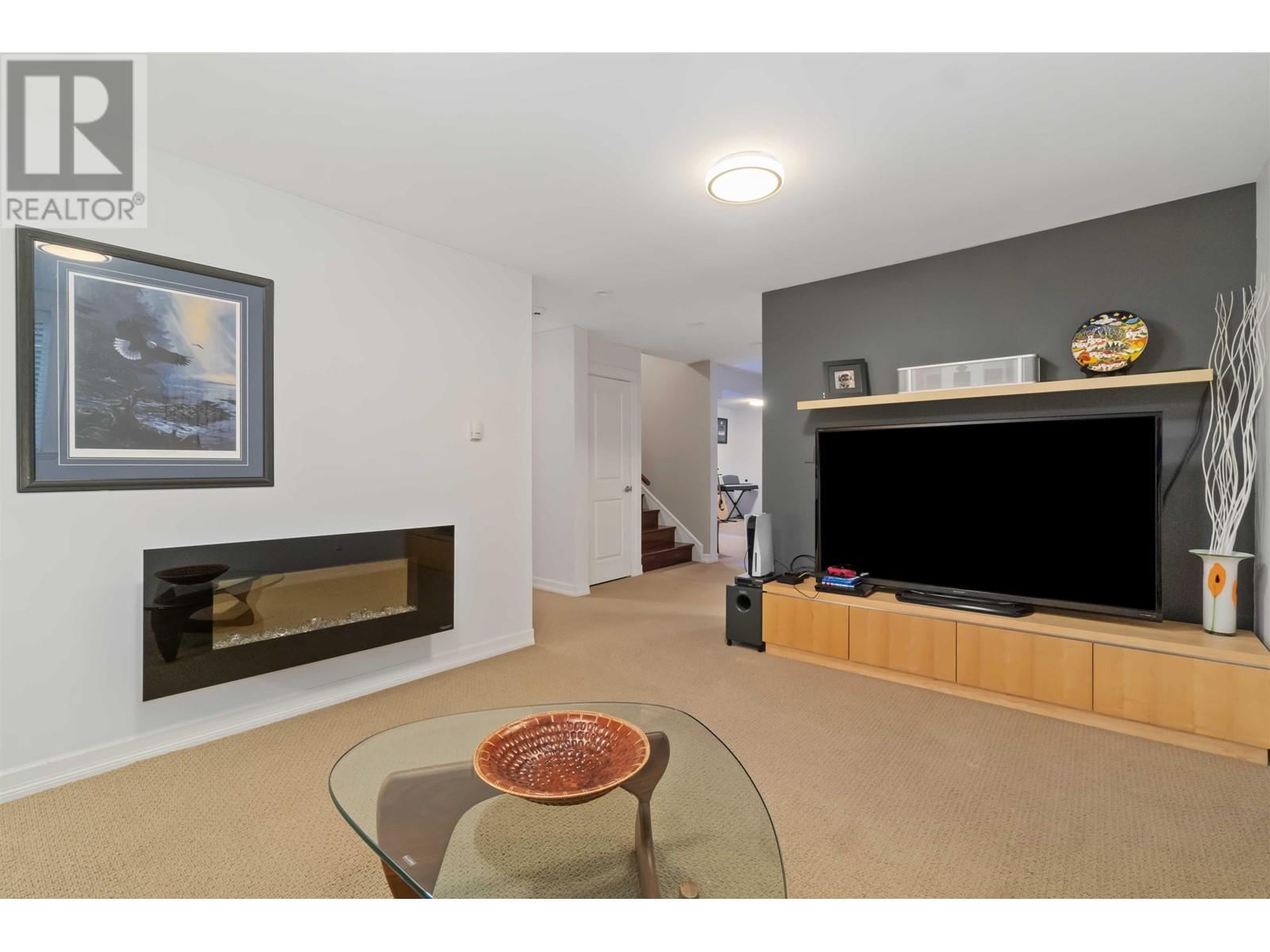 558 E 6th Street, North Vancouver, British Columbia  V7L 1R1 - Photo 29 - R2869928