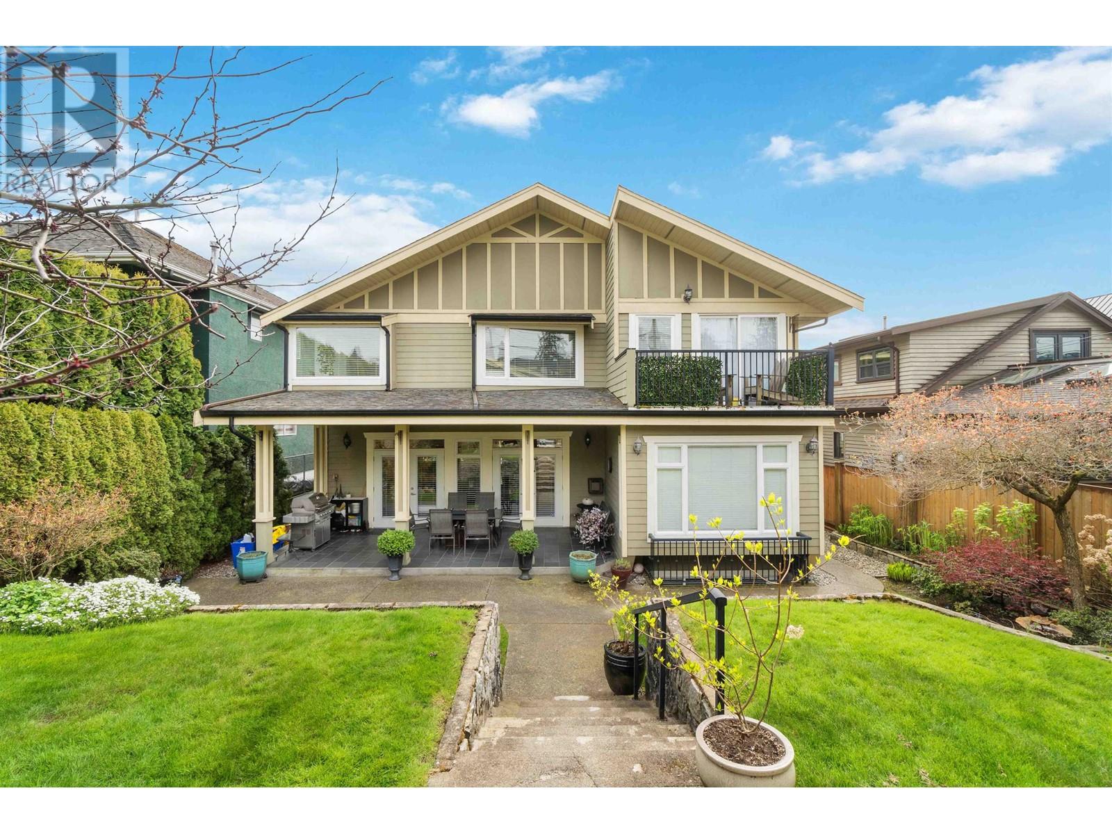 558 E 6th Street, North Vancouver, British Columbia  V7L 1R1 - Photo 37 - R2869928