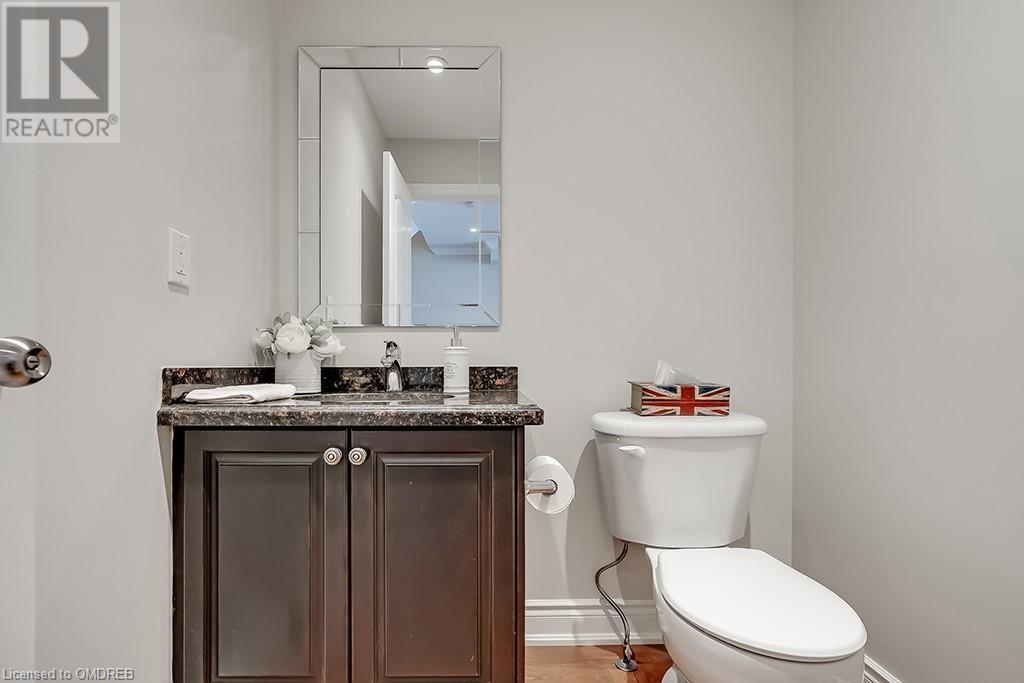 124 Nelson Street, Oakville, Ontario  L6L 3H9 - Photo 10 - 40569277