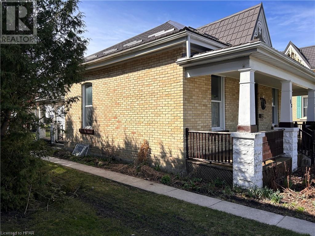 53 Grange Street, Stratford, Ontario  N5A 3P7 - Photo 4 - 40569042