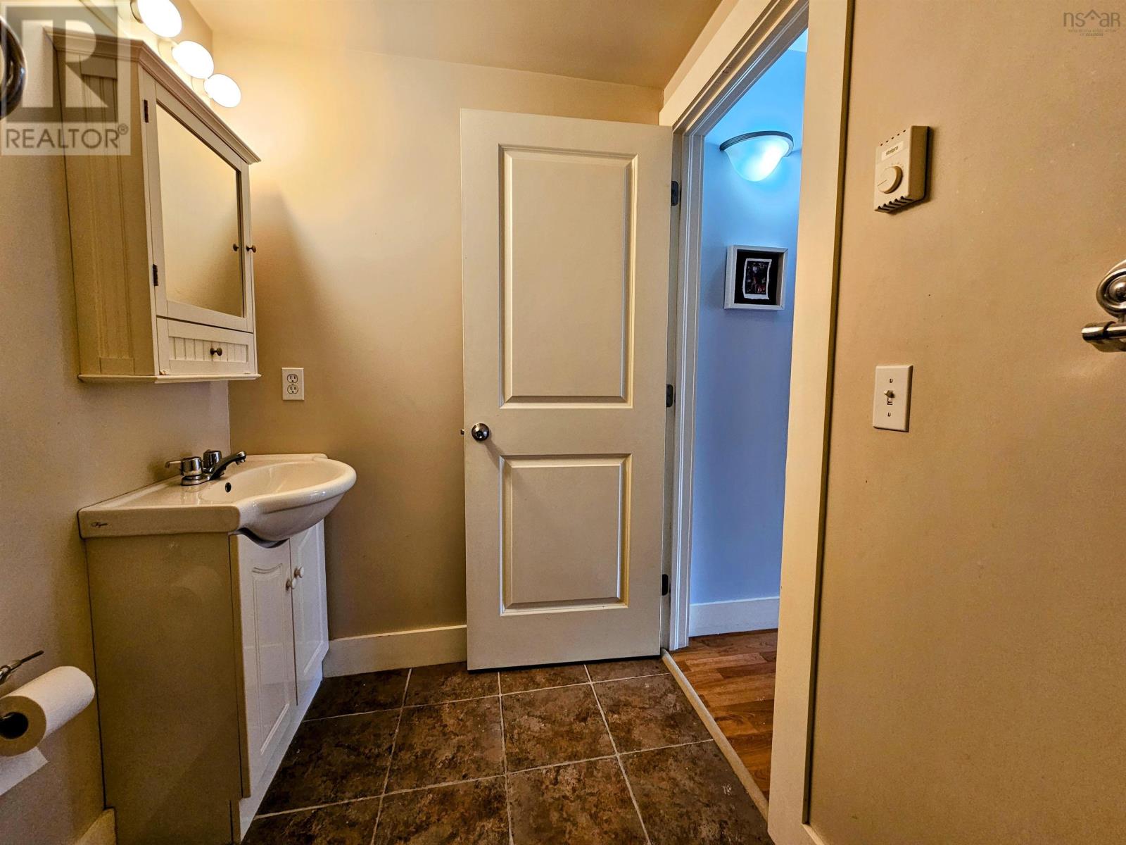 204 162 Ochterloney Street, Dartmouth, Nova Scotia  B2Y 4X3 - Photo 18 - 202406974