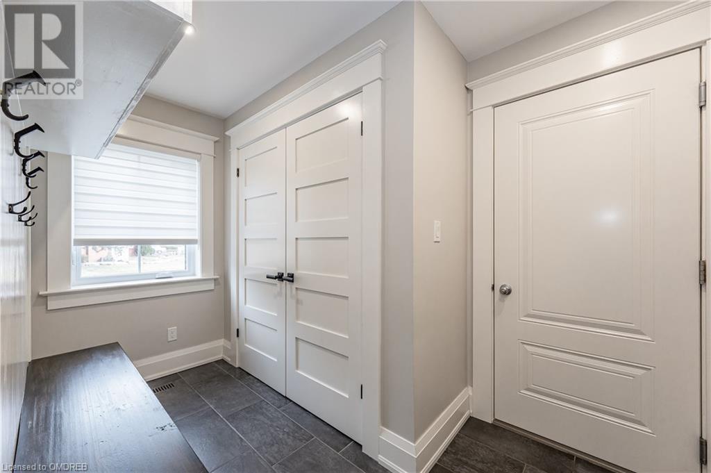 402 Pepper Drive, Burlington, Ontario  L7R 3C9 - Photo 17 - 40570657