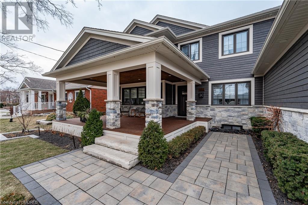 402 Pepper Drive, Burlington, Ontario  L7R 3C9 - Photo 3 - 40570657