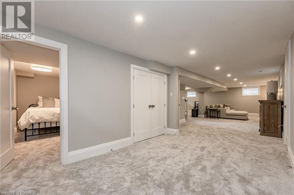 402 Pepper Drive, Burlington, Ontario  L7R 3C9 - Photo 33 - 40570657
