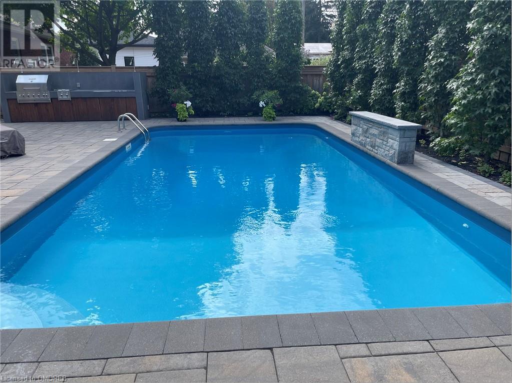 402 Pepper Drive, Burlington, Ontario  L7R 3C9 - Photo 41 - 40570657