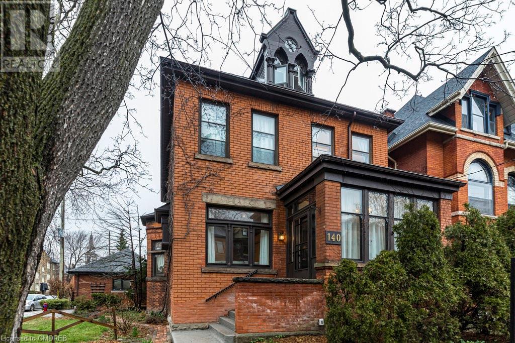 140 Markland Street, Hamilton, Ontario  L8P 2K1 - Photo 1 - 40567813