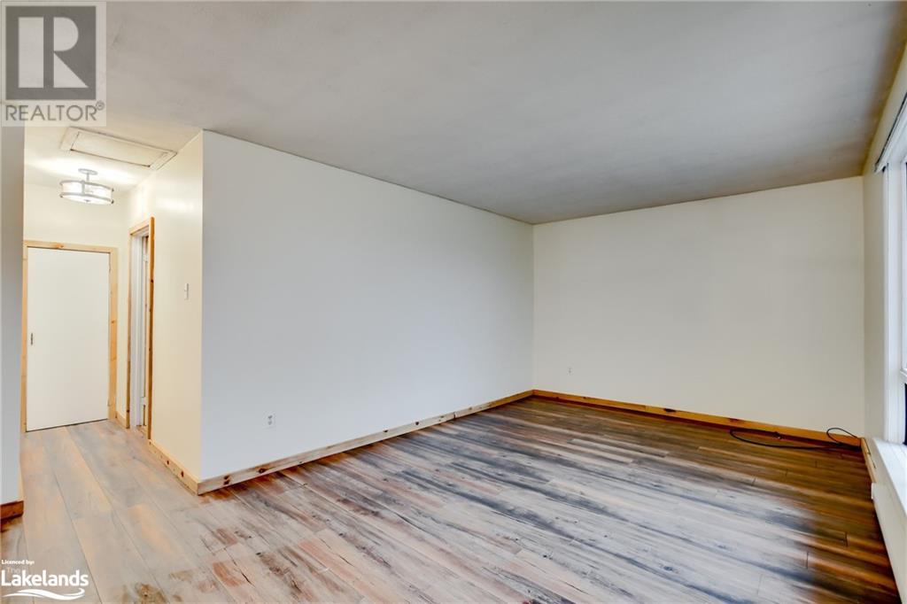 3023 First Street, Severn, Ontario  L3V 7A8 - Photo 3 - 40570502