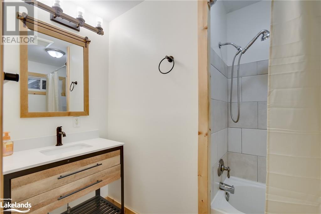 3023 First Street, Severn, Ontario  L3V 7A8 - Photo 8 - 40570502