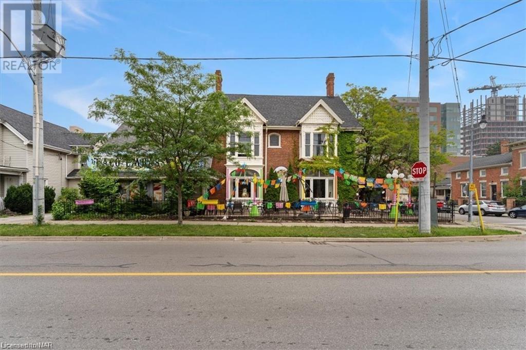 22 Academy Street, St. Catharines, Ontario  L2R 4Z6 - Photo 6 - 40570573