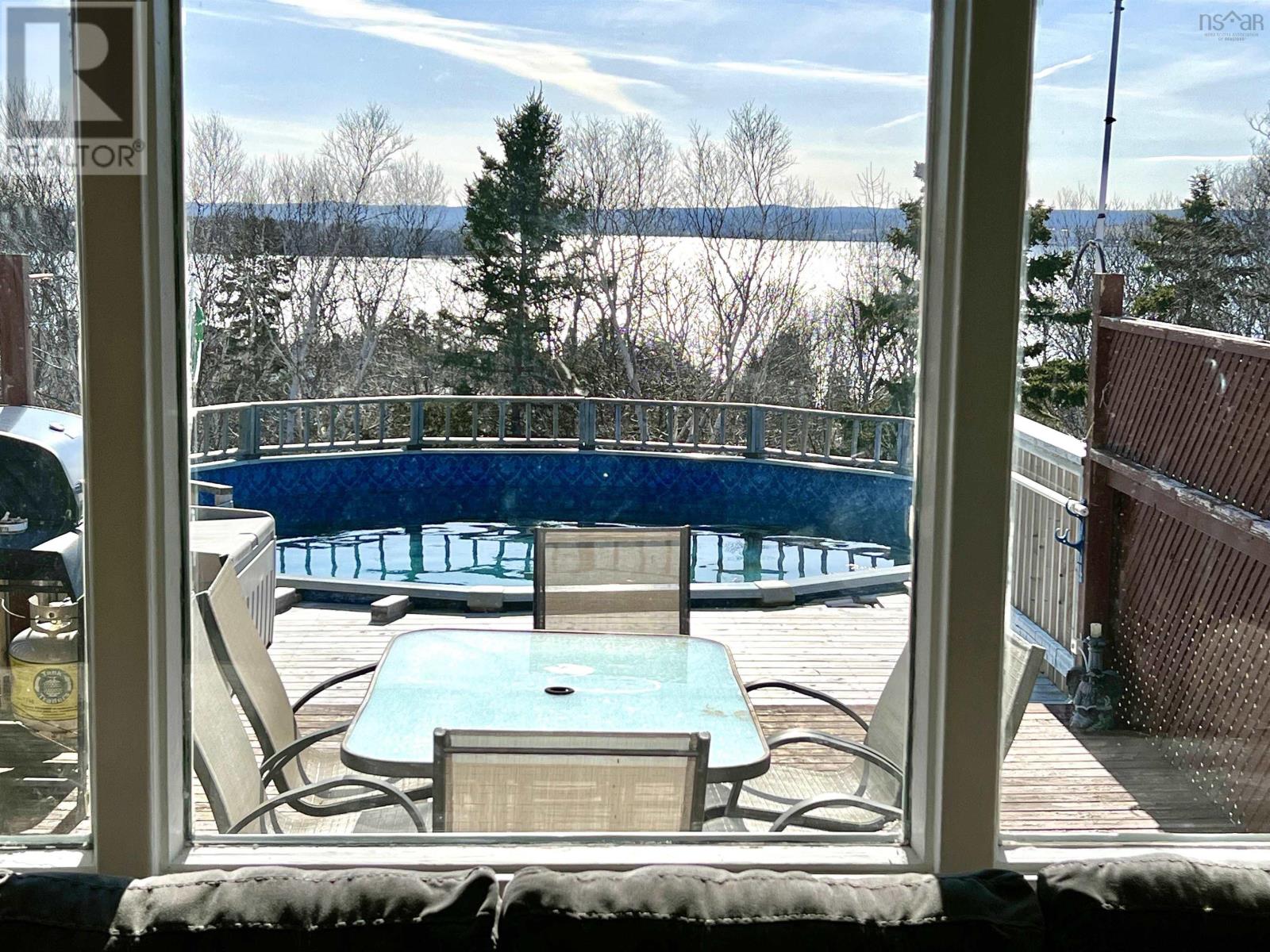 10 Seaview Drive, South Bar, Nova Scotia  B1N 3H7 - Photo 2 - 202406984