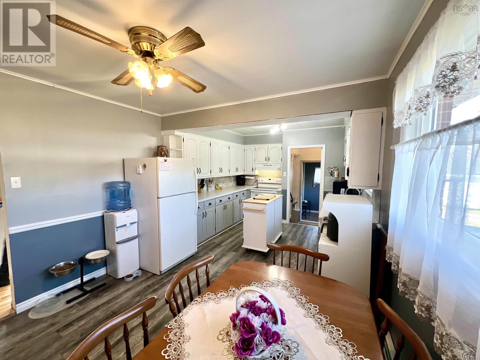 10 Seaview Drive, South Bar, Nova Scotia  B1N 3H7 - Photo 7 - 202406984
